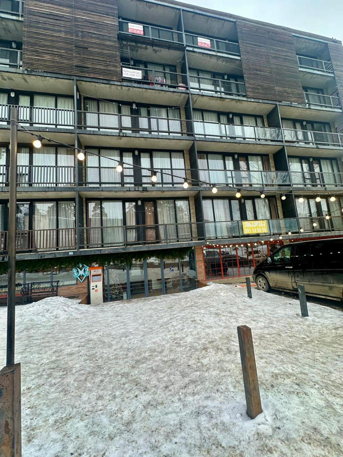 Mgzavrebi Apartment In Bakuriani Exterior photo